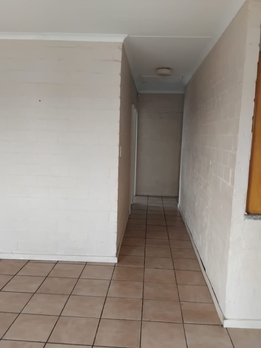 3 Bedroom Property for Sale in Country Club Western Cape